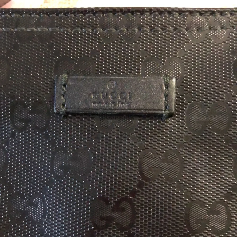 Today Only🌺AUTHENTIC GUCCI MONOGRAM IMPRIME CROSSBODY BAG🌺price firm - Picture 4 of 16